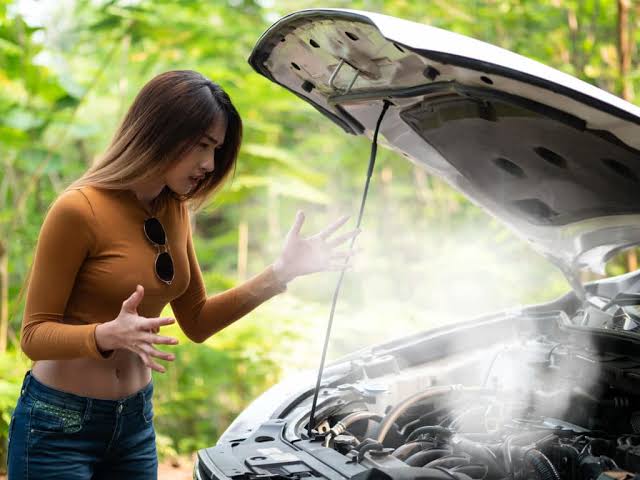 Gari Kupata Moto (Overheating): Hatua za Kufanya Haraka